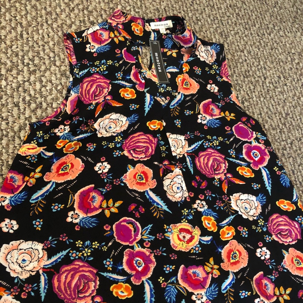 Black floral choker tank